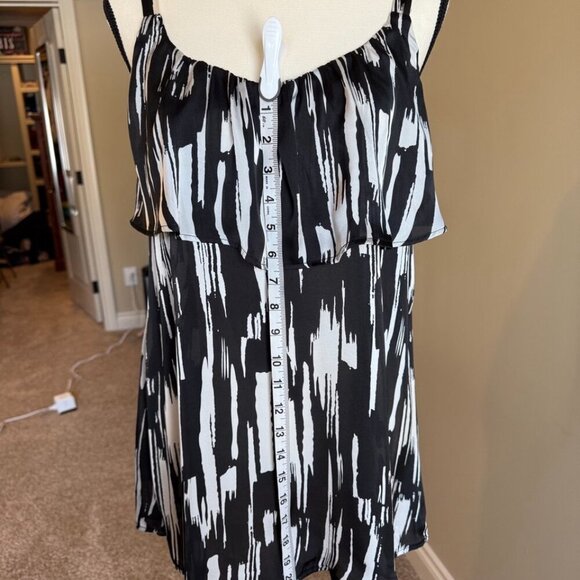 George camisole Black white cami swing top tank ruffled bodice Women's Sz M - Picture 4 of 7